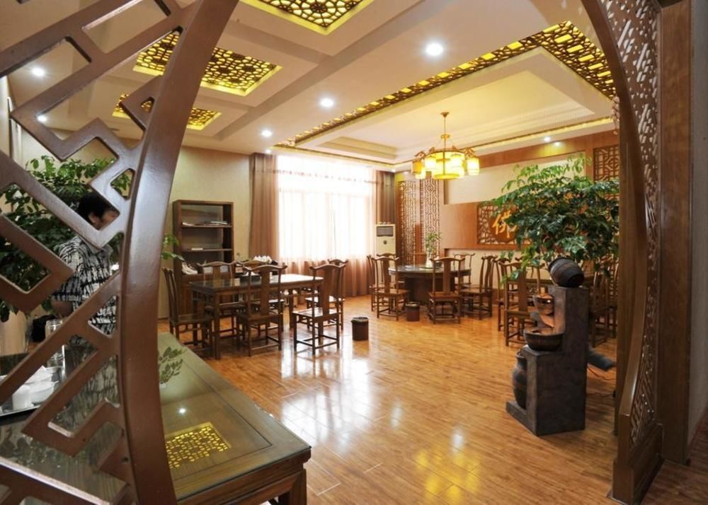 Чжэнчжоу: Yufouzhai Buddhism Culture Club