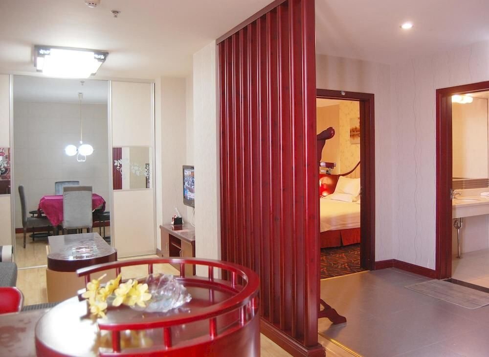 Луань: Lu'an Rui'an Haotai Business Hotel