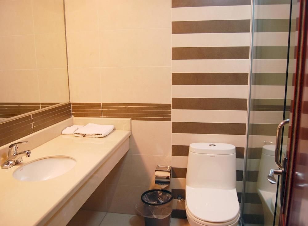 Луань: Lu'an Rui'an Haotai Business Hotel