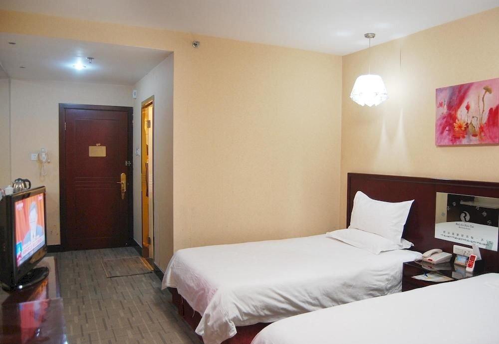 Луань: Lu'an Rui'an Haotai Business Hotel