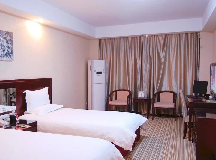 Луань: Lu'an Rui'an Haotai Business Hotel