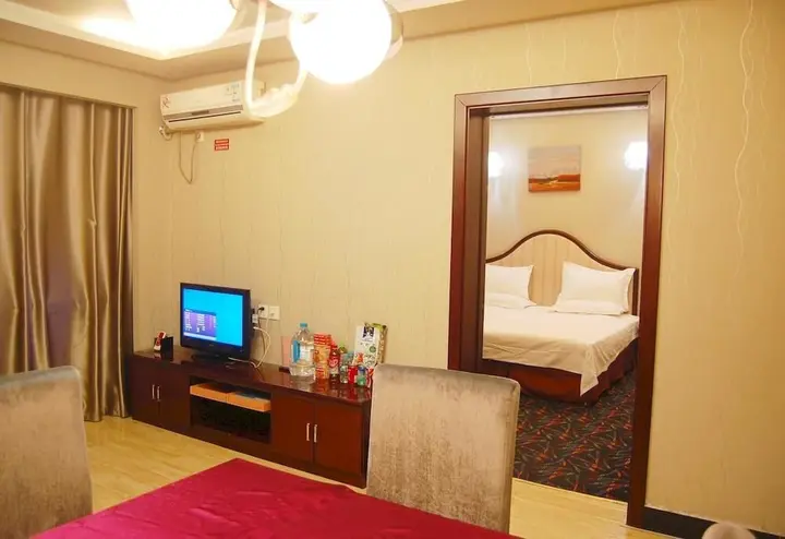 Луань: Lu'an Rui'an Haotai Business Hotel