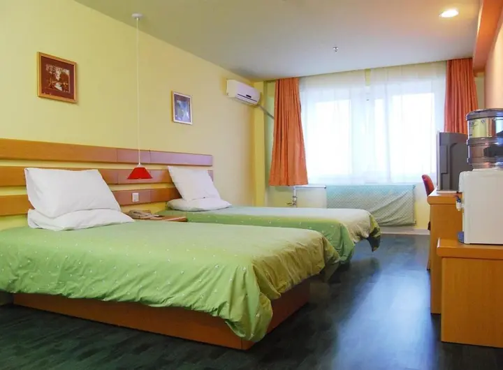 Харбин: Home Inn Central Avenue Anguo Street