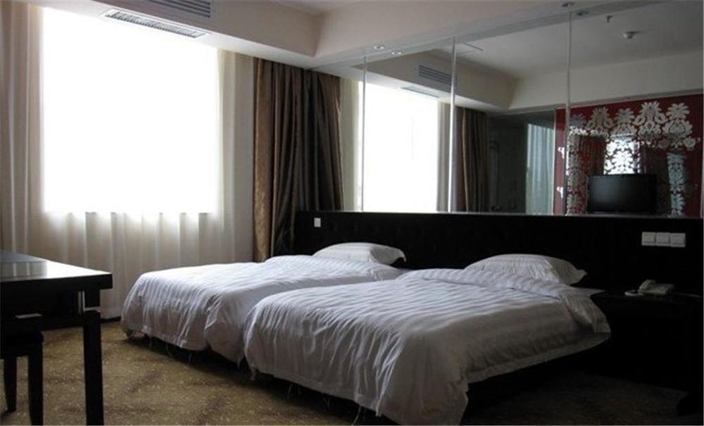 Гуйлинь: Guilin Julangchao Spa Hotel