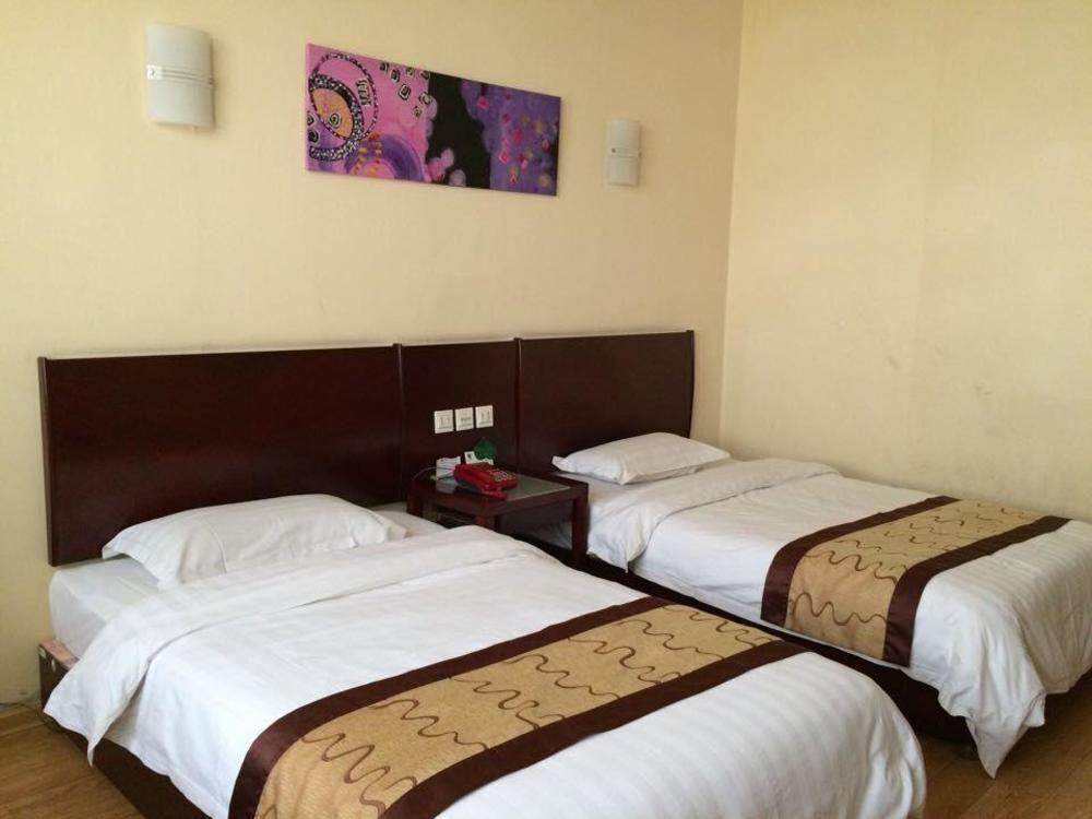 Дунъин: Haixiang Star Hotel