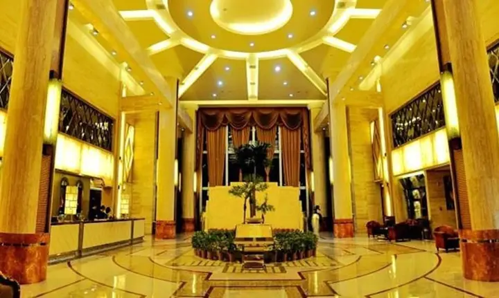 Чунцин: Chongqing Tianyu Hotel
