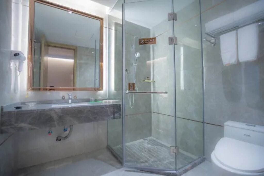 Дунгуань: Huanying Living Hotel - Dongguan