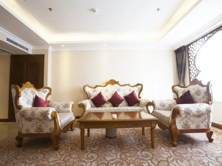Чэнду: Central Asian Hotel