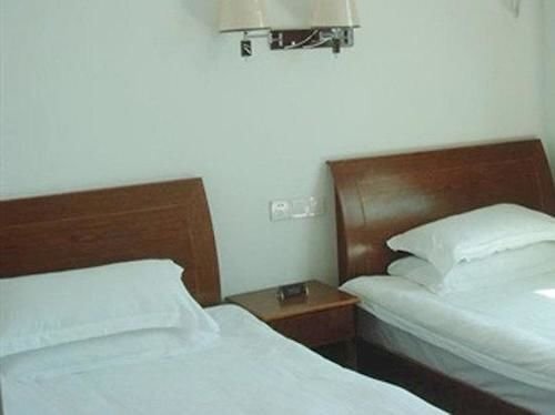 Чжоушань: Enning Hotel