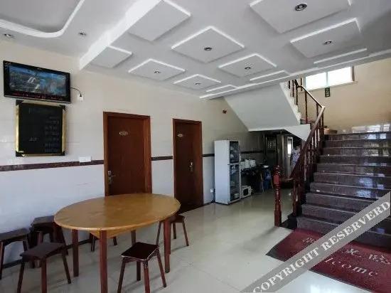 Чжоушань: Enning Hotel