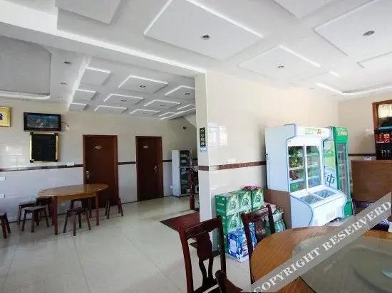 Чжоушань: Enning Hotel