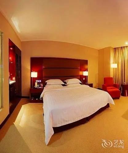 Наньнин: Zheshang Hotel - Nanning