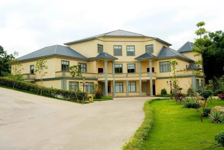Цзеян: Jingming Hotspring Holiday Resort