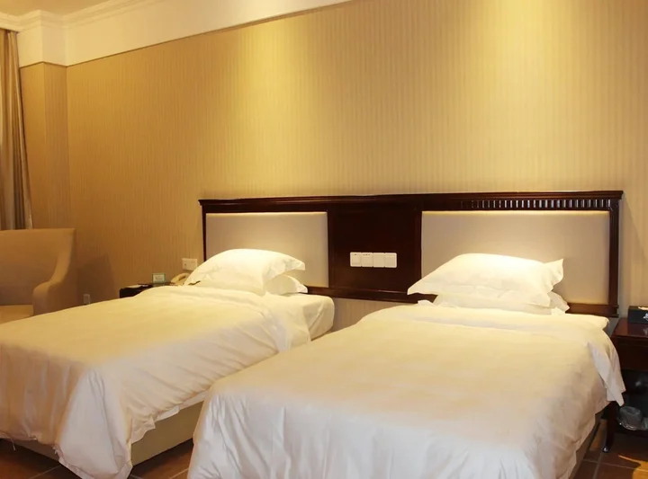 Цзеян: Jingming Hotspring Holiday Resort