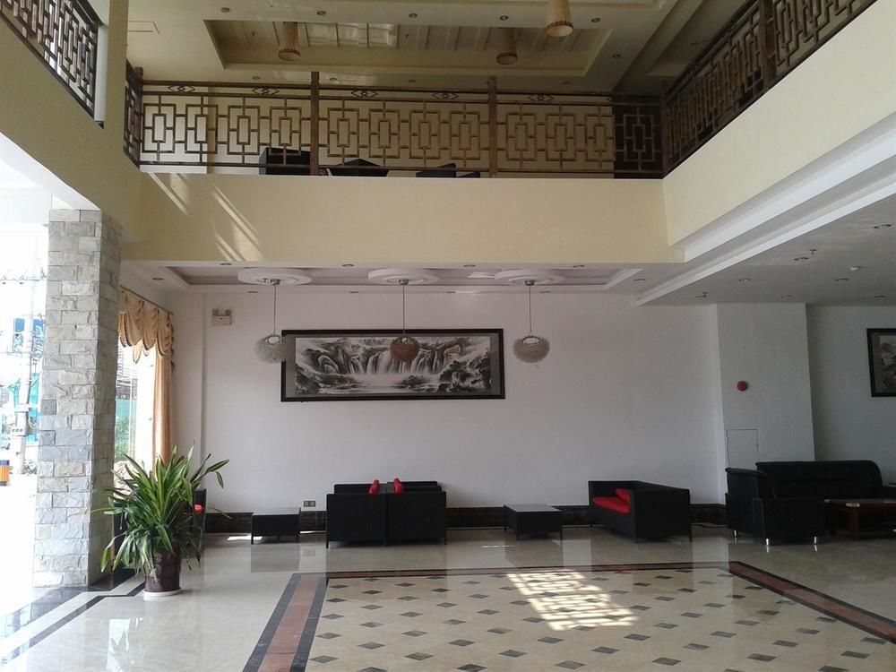Хойчжоу: Yading Shanhui Holiday Hotel - Huizhou
