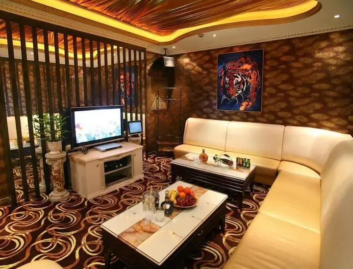 Шэньчжэнь: The Bonanza Hotel