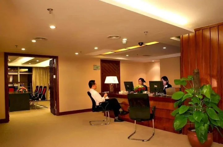 Шэньчжэнь: The Bonanza Hotel