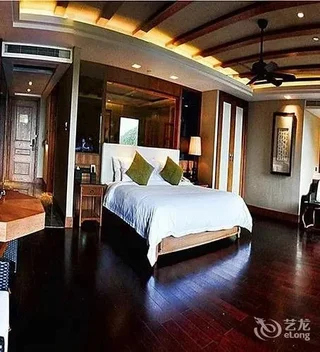 Шанграо: Sanqingshan International Resort