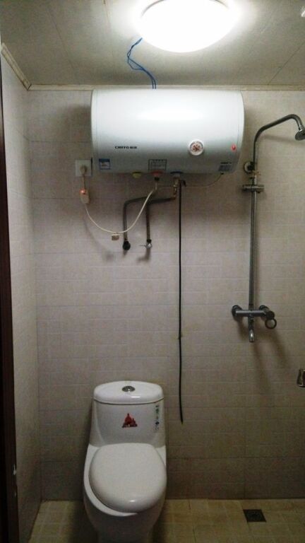 Чжэнчжоу: Zhenzhou Hengyi Business Hotel