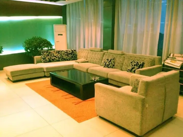 Синьян: Xinyang Tianyi Express Hotel