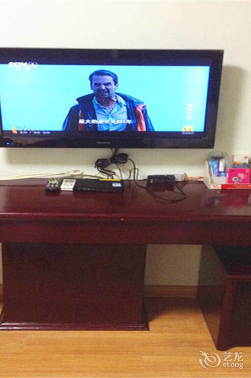Синьян: Xinyang Tianyi Express Hotel