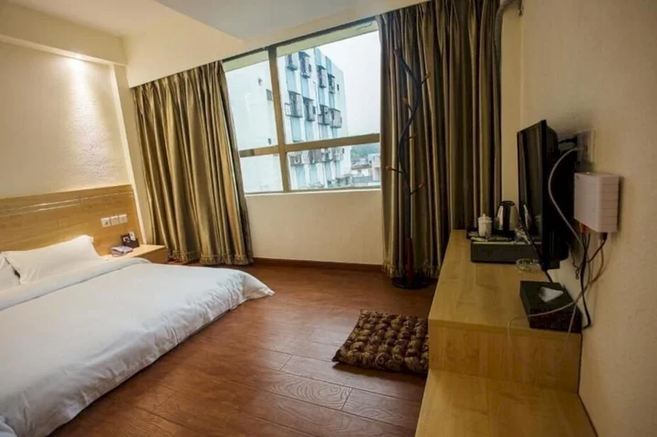 Джиангме: Taishan Taixing Hotel