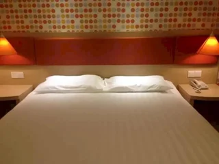 Наньнин: Home Inn Hotel