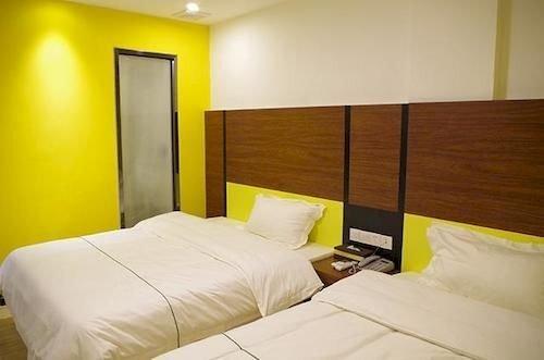 Цзиньюань: Same Hotels