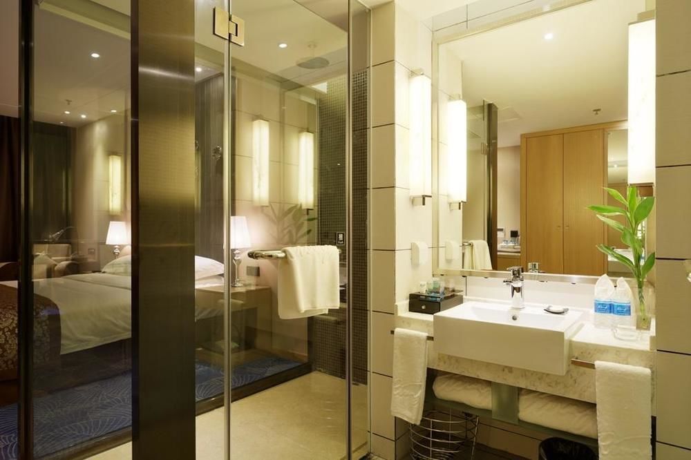 Чунцин: Rising Hotel- Chongqing