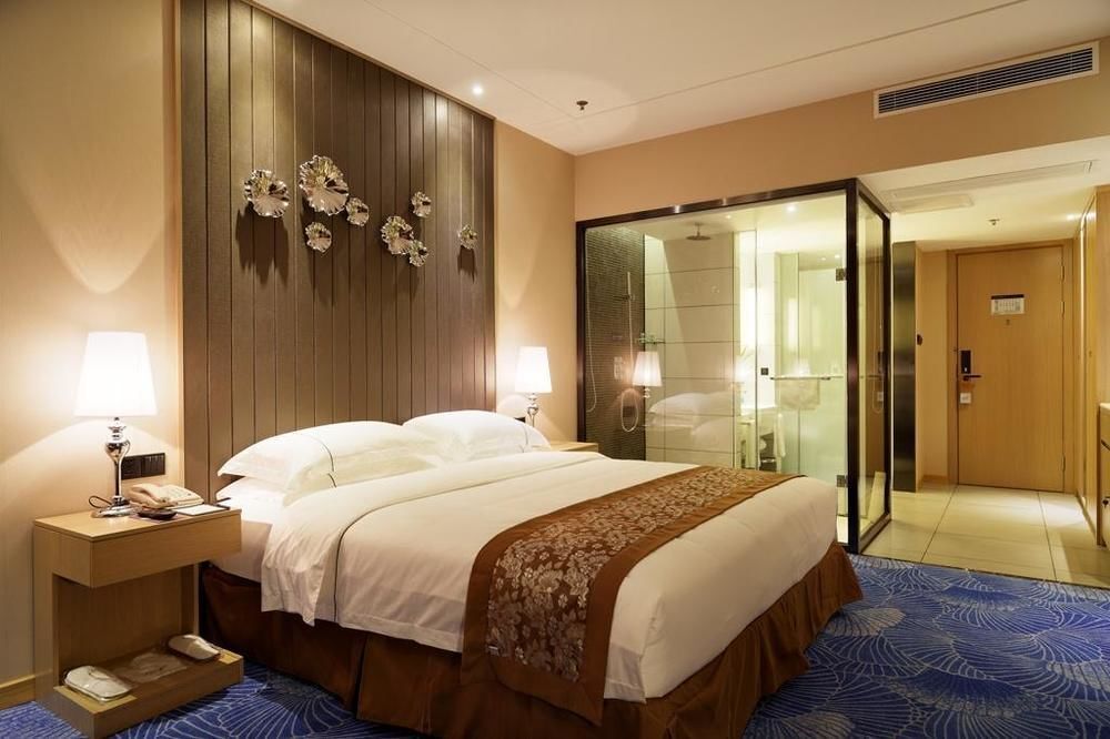 Чунцин: Rising Hotel- Chongqing