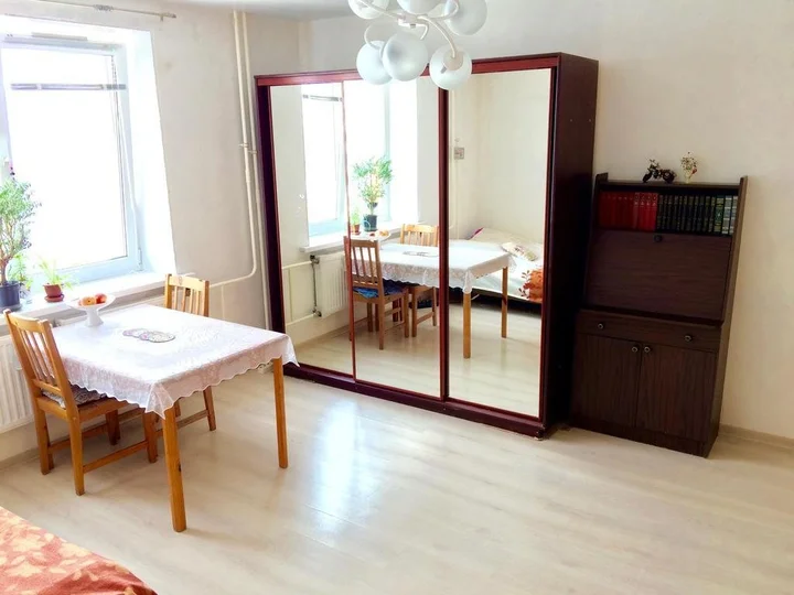 Мурино: Apartmenti na Privokzalnoy 5A