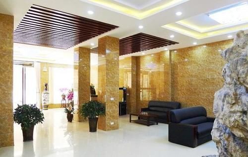 Лоян: Yijia Express Hotel