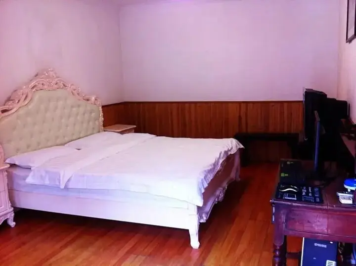 Цзясинь: Xitang Langqiao Dream Inn