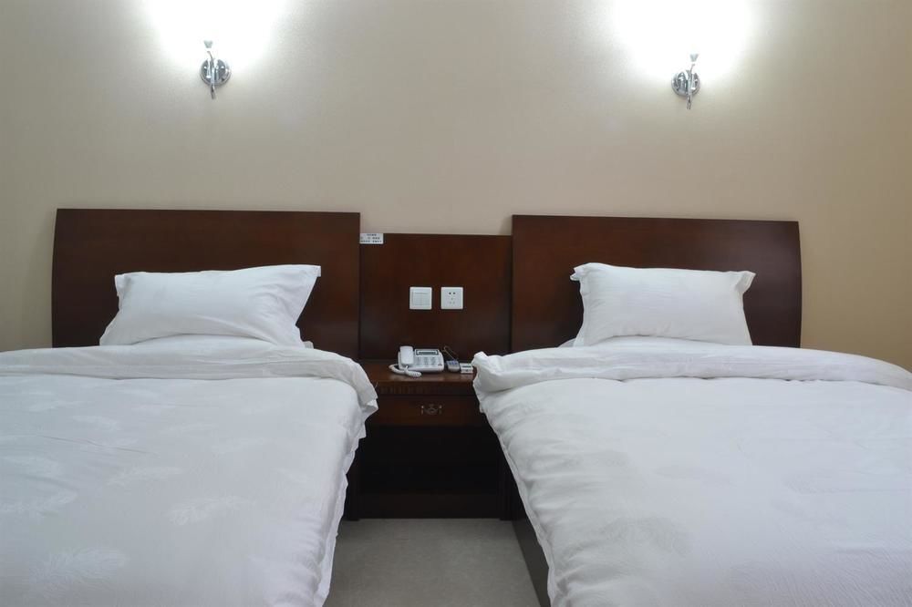 Тайчжоу: Xianju Haolaiju Hotel