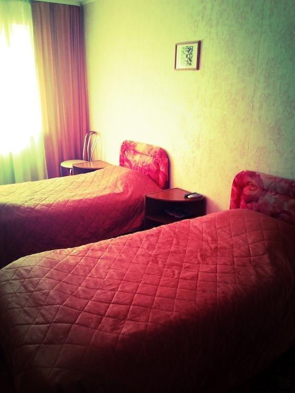 Луга: Apartments na Kirova