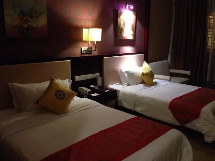 Чунцин: Chongqing Zhiyue Hotel