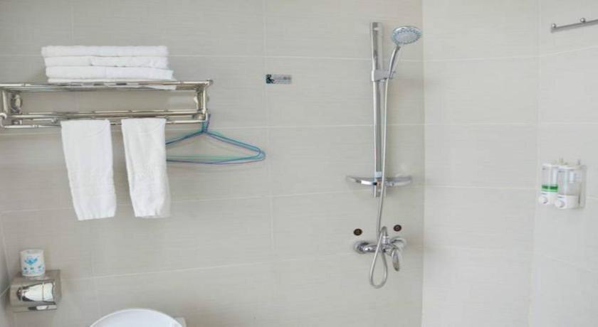 Гуйлинь: Guilin Shuangyong Business Hotel