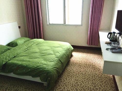 Ухань: Wuhan fayuan home hotel