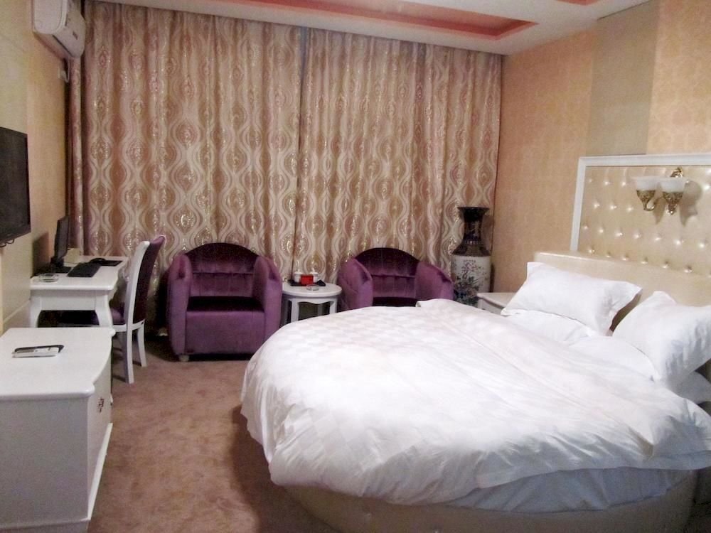 Луань: Lu'an Ruyi Hotel