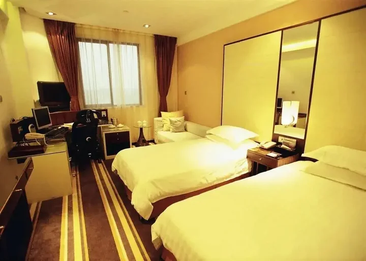 Чжэньцзян: 7Days Inn Zhenjiang Railway Station
