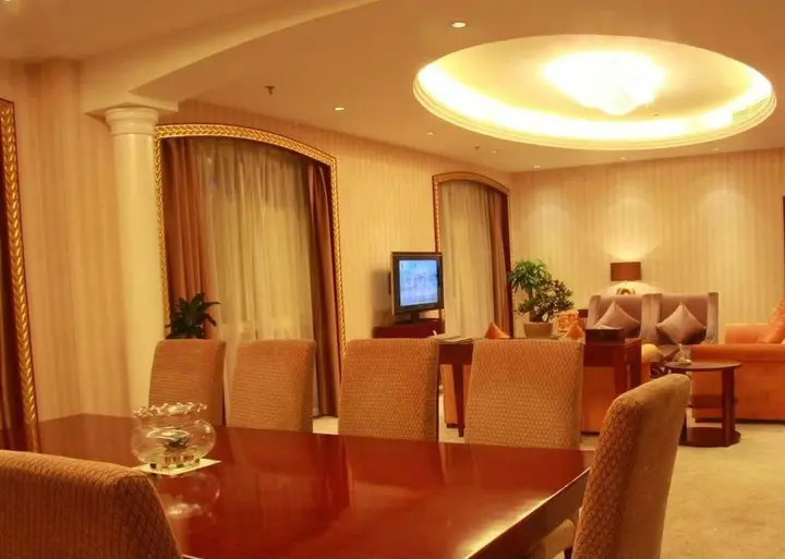 Чунцин: Chongqing Yi'an Hotel