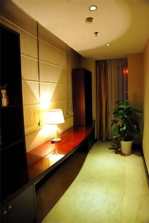 Чунцин: Chongqing Yi'an Hotel