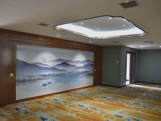 Вэйнань: Xinhuazhou Hotel