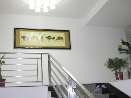 Вэйнань: Xinhuazhou Hotel