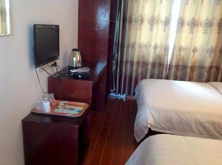 Гуйлинь: Guilin San Feng Hotel