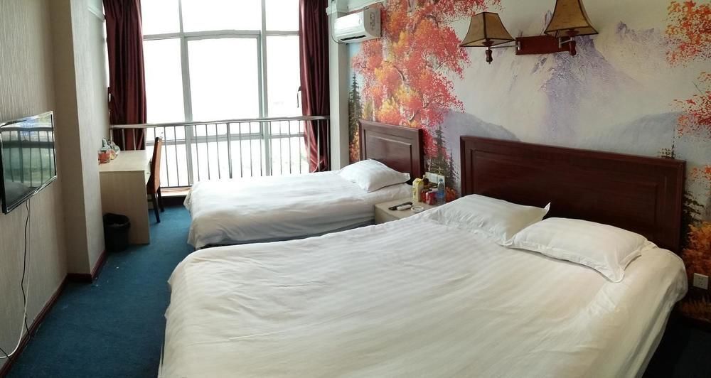 Чанчжоу: The Youth Theme Hotel