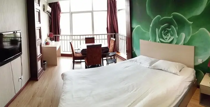 Чанчжоу: The Youth Theme Hotel