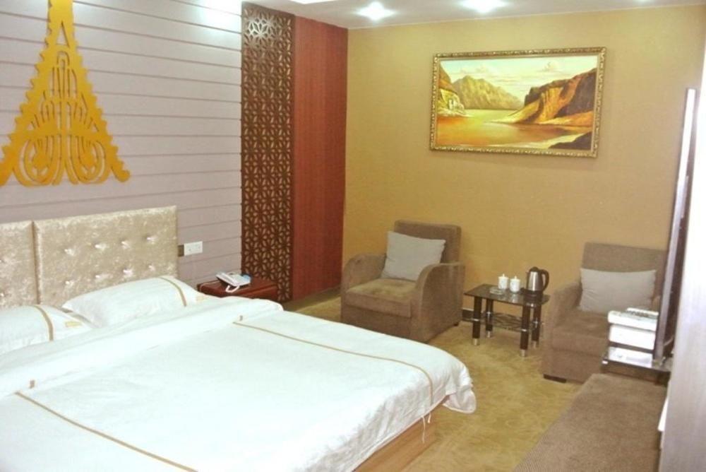 Жичжао: Rizhao Hongfu Hotel