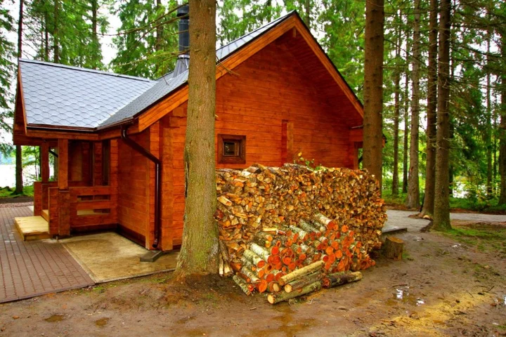 Ильичево: База Отдыха Ильичево