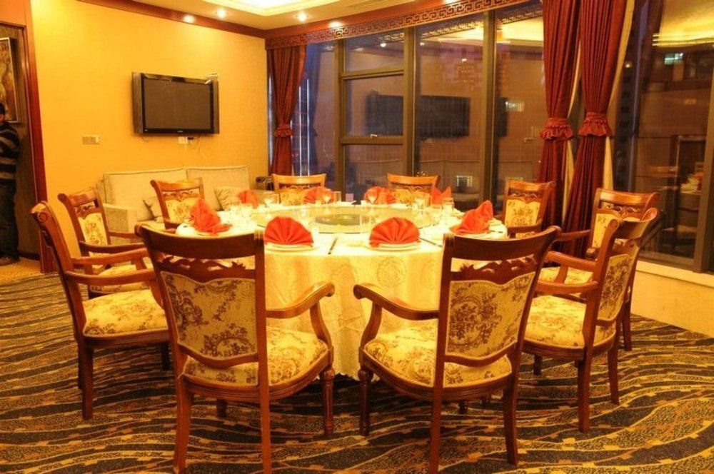 Яньань: Yasheng Hotel